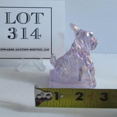 Lot 314:  Older Retired Boyd Glass Scotty Dog Figure