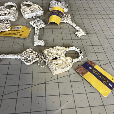 4 Decorative Cast Iron Lock & Key Sets 