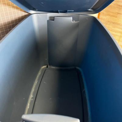 30 Gallon Tote Blue