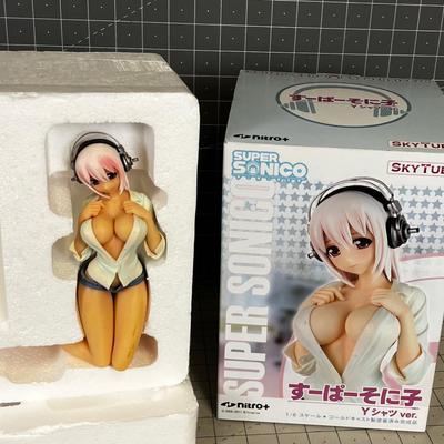 Super Sonico Anime Figurine