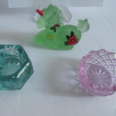 Lot 317:  Boyd Glass Small Unicorn, 86/200, and 2 Open Salt Dips