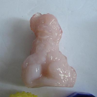 Lot 318: Boyd Glass Dog and 2 Open Salt Dips