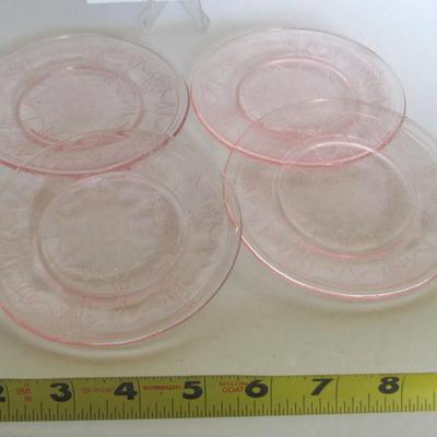Lot 322:  Child's Size Mosser Glass Dishes, Jennifer, 4 Dinner Plates