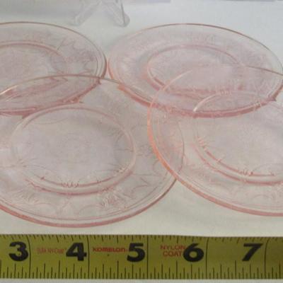 Lot 322:  Child's Size Mosser Glass Dishes, Jennifer, 4 Dinner Plates