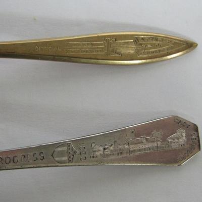 Lot 325:  Vintage Chicago World's Fair Spoons, Silver Plate Ft Dearborn and Brass Colored