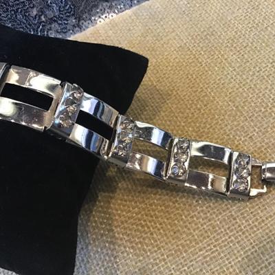 Silver Tone Rhinestone Link Locking Bracelet