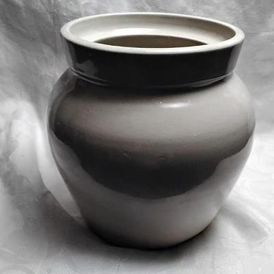 Vintage Yesteryears Hand Painted Crock