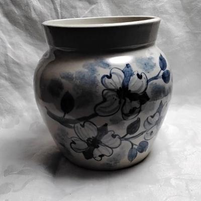 Vintage Yesteryears Hand Painted Crock