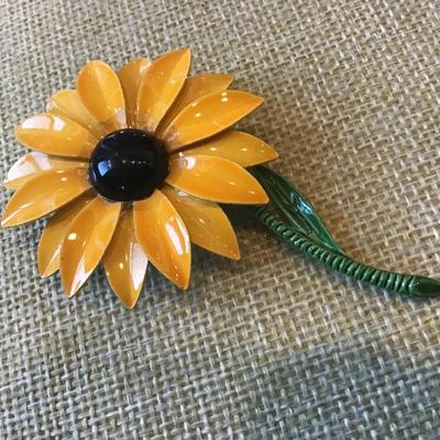 Vintage  Enamel Blackeye Susan Flower Pin