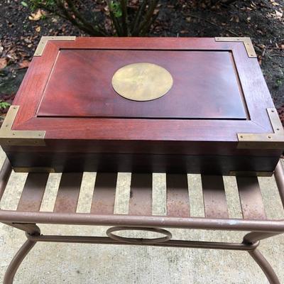 Vtg. Wood with brass edges/decoration jewelry box.