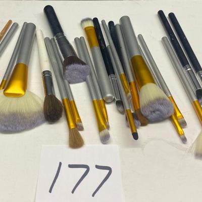 Cosmetic Brushes