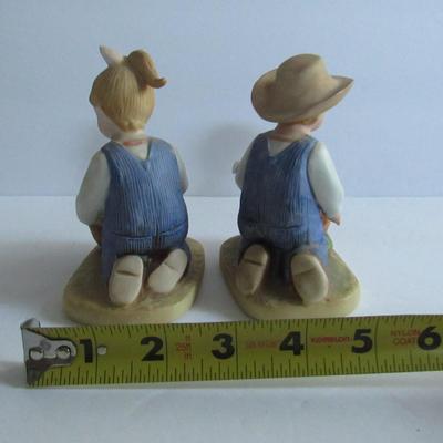 Lot 343:  Older Denim Days Figurine Pair
