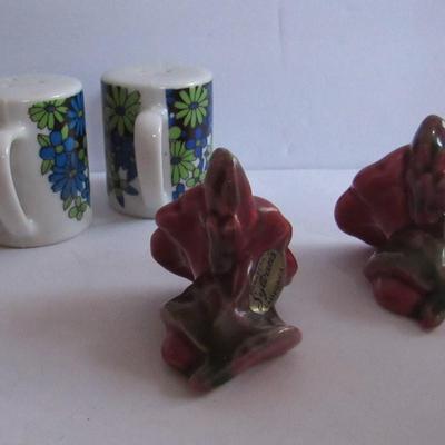 Lot 345:  Two Sets Vintage Salt and Peppers
