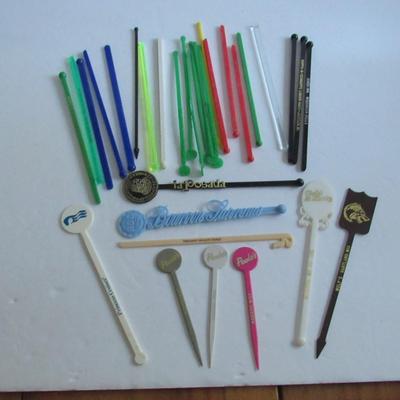 Lot 346: Lot of Vintage Stir Sticks