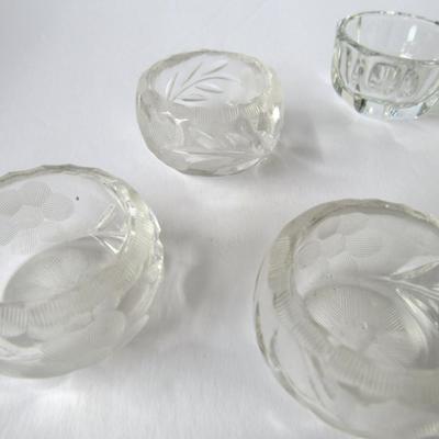 Lot 362:  Lot of Vintage Clear Open Salt Dips
