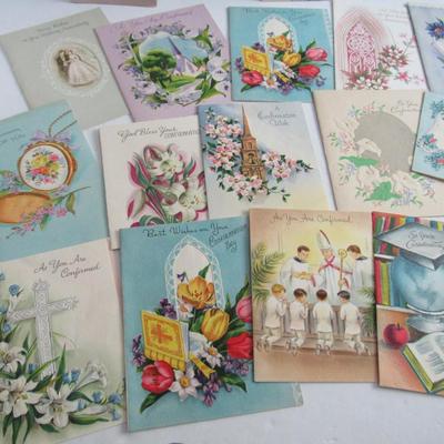 Lot 366: Lot of Used Vintage Greeting Cards For Crafting