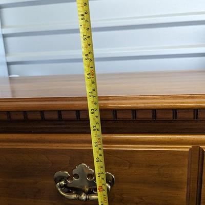 5 drawer dresser in great condition,  Made by Sumter Cabinet Company,