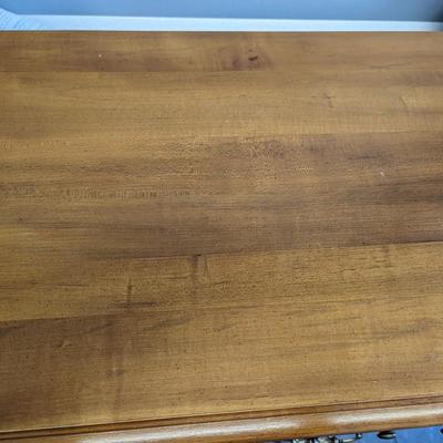 5 drawer dresser in great condition,  Made by Sumter Cabinet Company,