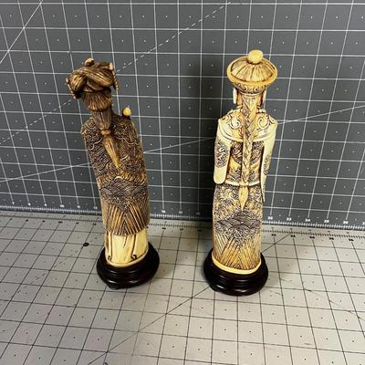 2 Oriental Resin Figurines 
