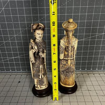 2 Oriental Resin Figurines 