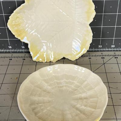 2 Pieces of Irish Belleek