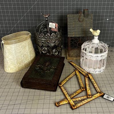 Metal DÃ©cor' LOT: (6) All new