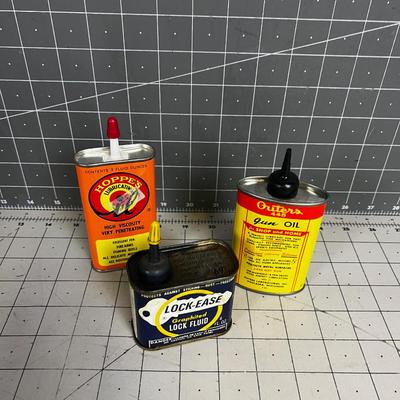 3 Vintage Small COLLECTIBLE oil Cans 