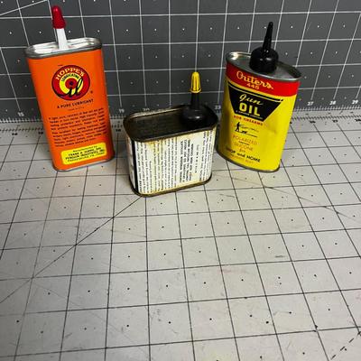 3 Vintage Small COLLECTIBLE oil Cans 