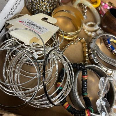 Bracelets Lot