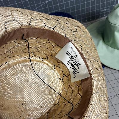 Grouping of Vintage Straw Ladies Hats
