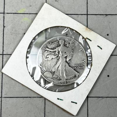 (1) Walking Liberty 90% Half Dollar 1943