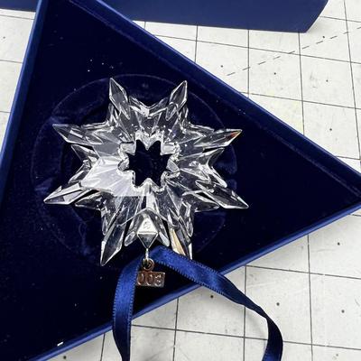 Swarovski  2003 Crystal Ornament in Original Presentation Box 