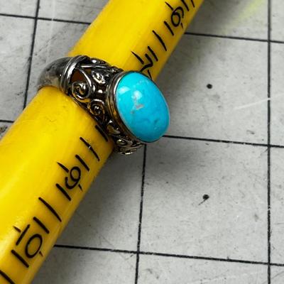 Turquoise Oval Silver Ring