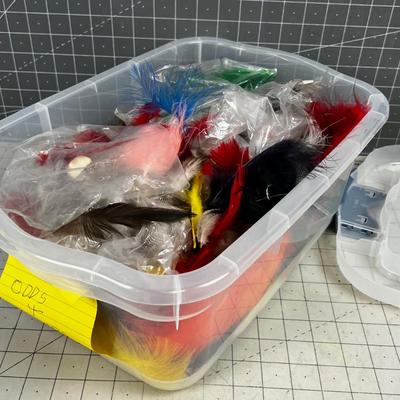WHOLE TUB of odds and ends FEATHERS 