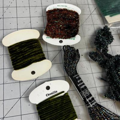 Green 15 Spools of Channel Fly Tie Thread 