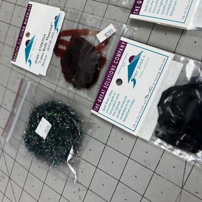 Latex Body Material, Feather puffs