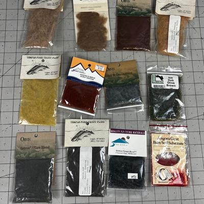12 Packages of Dubbing