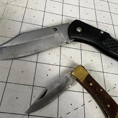 2 Lock Blade Folding Knives 
