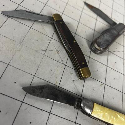 3 Vintage Folding Knives 