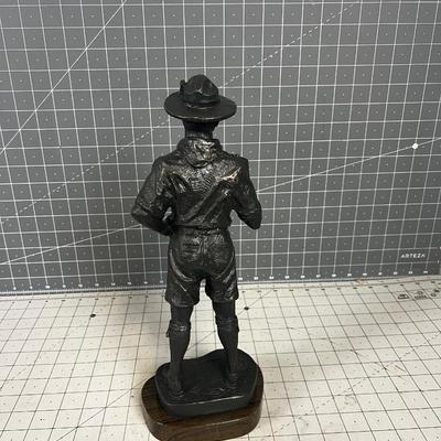 Baden-Powell Chef Scout of the WORLD! Statue! 