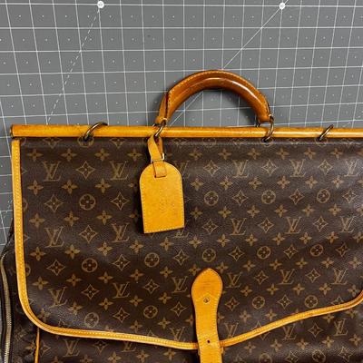 VINTAGE Authentic Louis Vuitton Travel Bag 