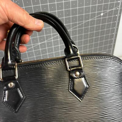 Louis Vuitton Black Alma Leather Purse, RIPPLE 