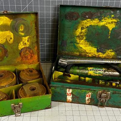 Green Lee  767A  KNOCK OUT  SET in metal Box 