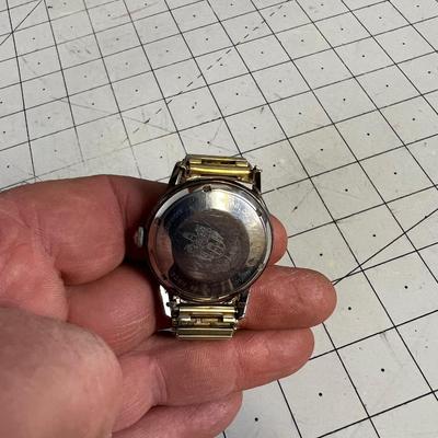 O W 25 Jewel Men's Swiss Made Wrist Watch 