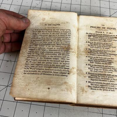 THE PSALMS OF DAVID

Book of Common Prayer: Psalms; Watts, I. Laye 1700's 