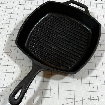 Lodge Square Skillet 