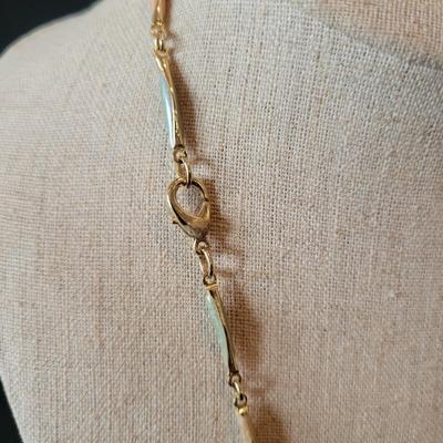 Pearl Necklaces, Bracelets, and Earrings (PB2-DW)