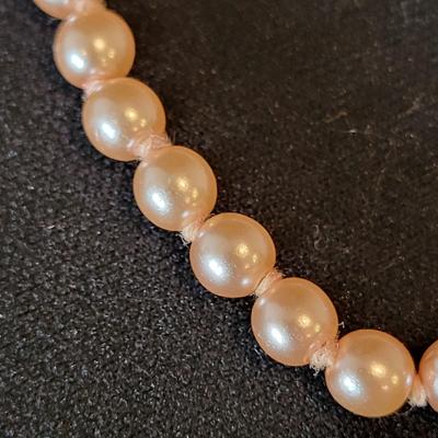 Pearl Necklaces, Bracelets, and Earrings (PB2-DW)