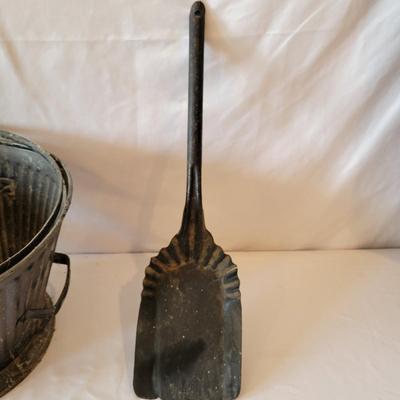 Reeves Coal Bucket, Straw Broom, and More (D-DW)