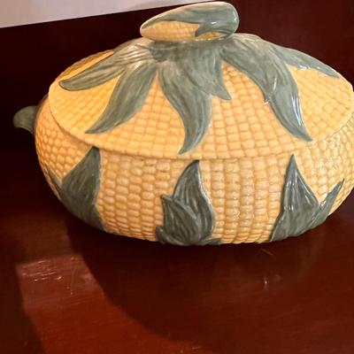Lot 4 Vintage Ceramic Canisters